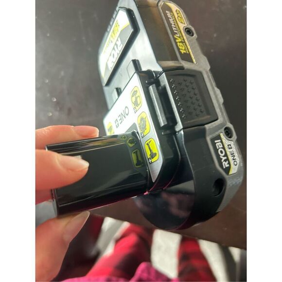 Ryobi high performance 18 V brand new battery never charged - Picture 5 of 5